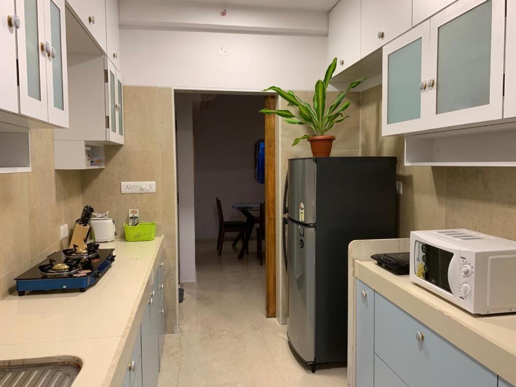 5 Star Luxury Pool, Gym Near Airport Bkc Bombaj
