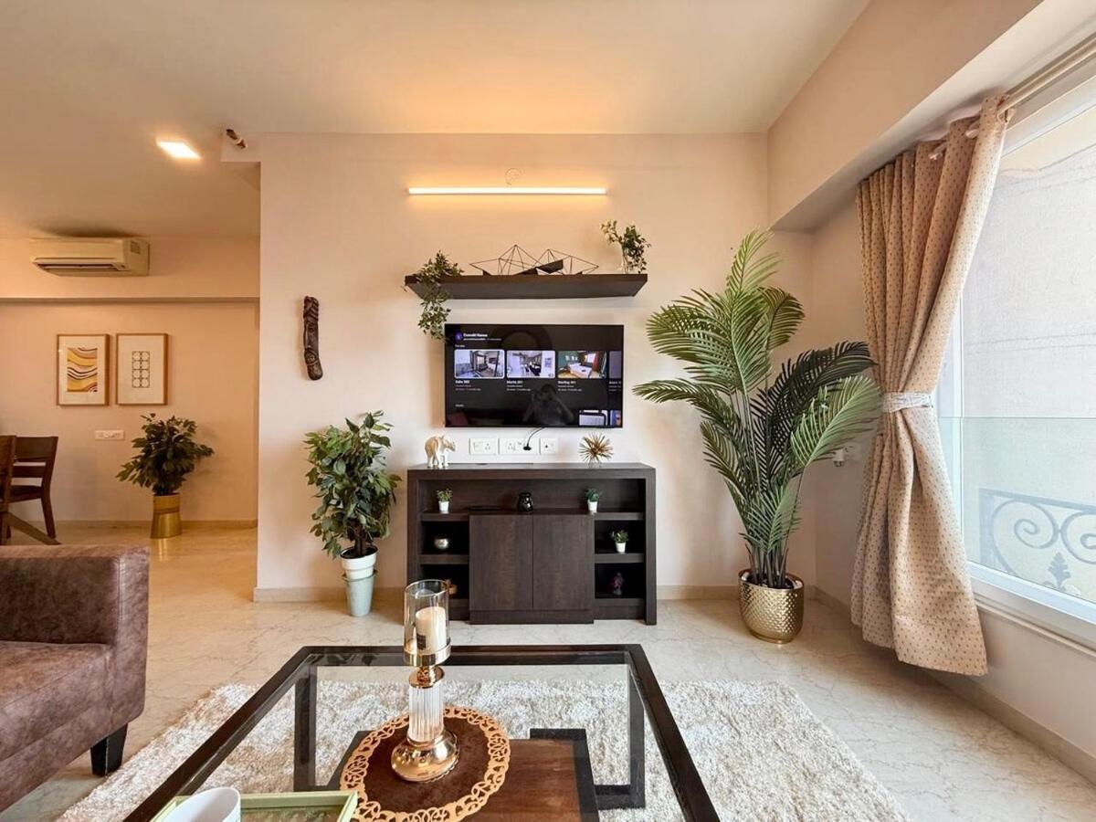 5 Star Luxury Pool, Gym Near Airport Bkc * Bombaj