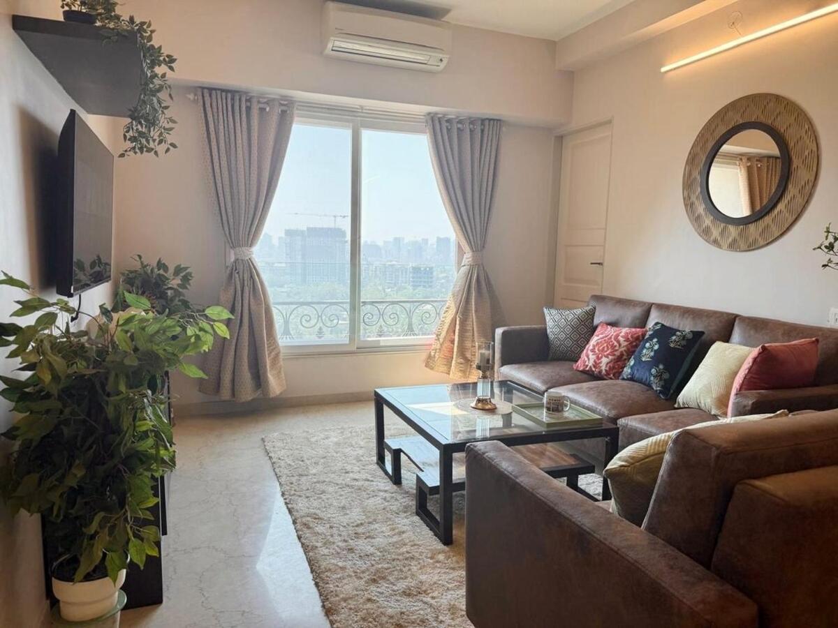 Apartament 5 Star Luxury Pool, Gym Near Airport Bkc *
