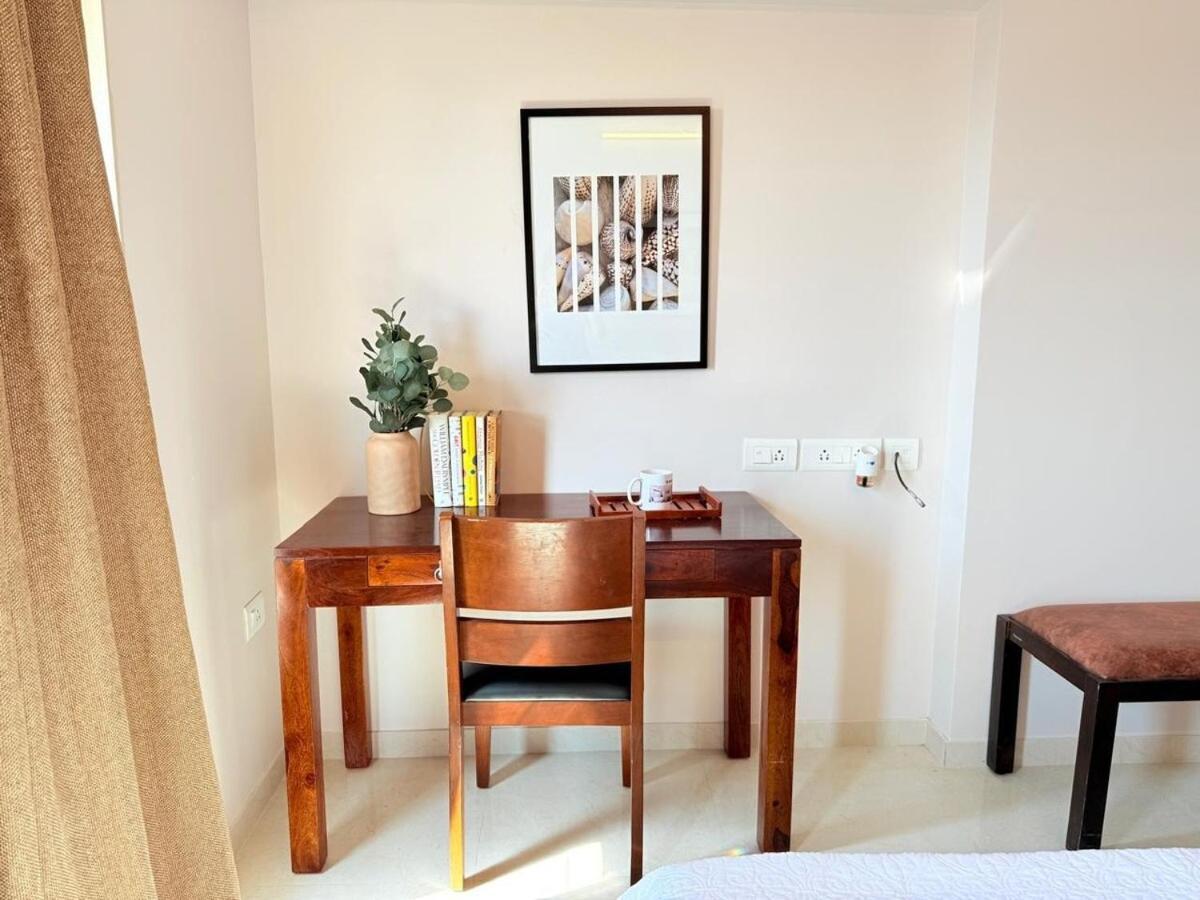 Apartament 5 Star Luxury Pool, Gym Near Airport Bkc *