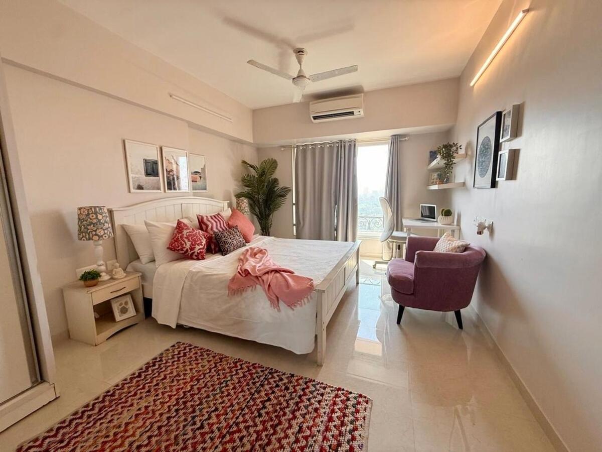 5 Star Luxury Pool, Gym Near Airport Bkc * Bombaj