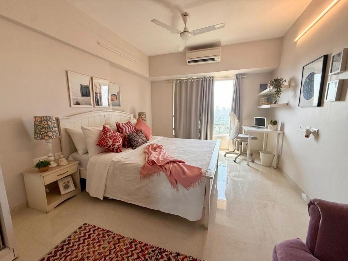 5 Star Luxury Pool, Gym Near Airport Bkc Apartament Bombaj