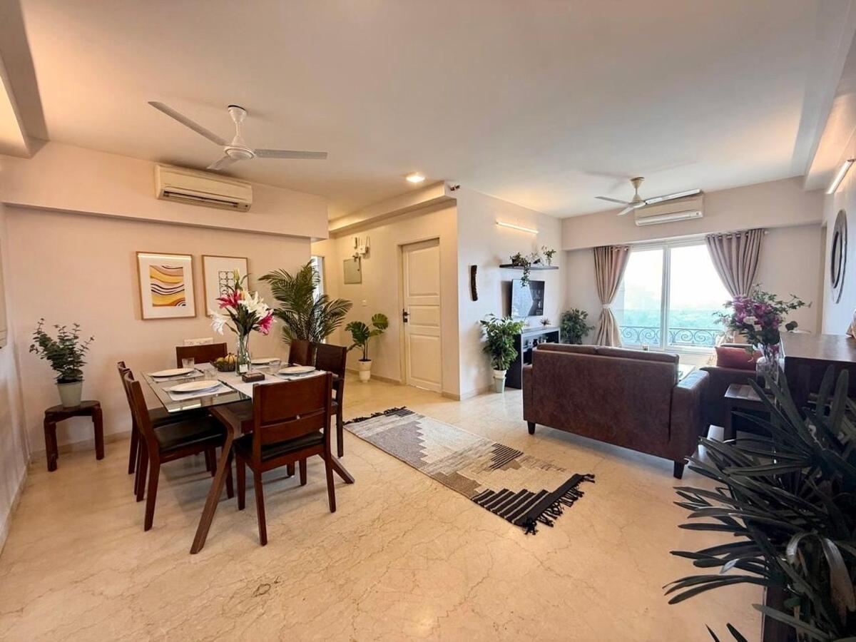5 Star Luxury Pool, Gym Near Airport Bkc